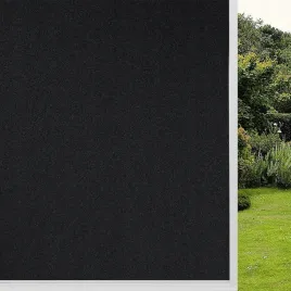 folia-okienna-samoprzylepna-nieprzejrzysta-ochrona-uv-czarna-45x500cm