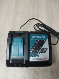 makita-ladowarka-makita-ladowarka-dc18rc-144v-18v-li-ion-dc18rc-szybka