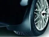chlapacze-tyl-oryginal-alfa-romeo-159