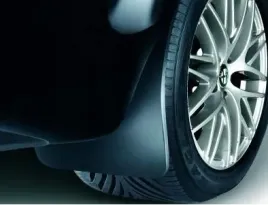 chlapacze-tyl-oryginal-alfa-romeo-159