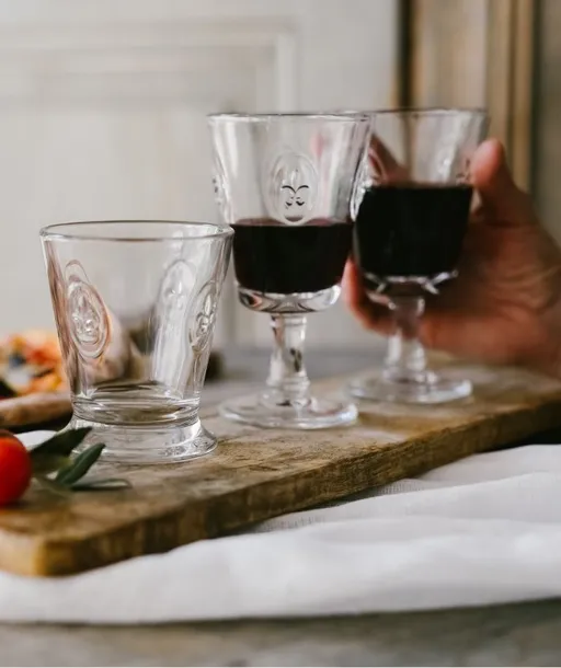 fleur-de-lys-kieliszek-230-ml-stan-nowy