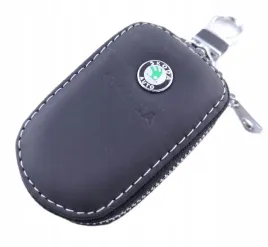 skoda-etui-pokrowiec-skorzany-na-kluczyk-czarny-elegancki