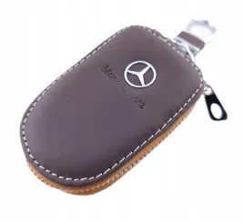 mercedes-etui-pokrowiec-skorzany-na-kluczyk-brazowy-elegancki