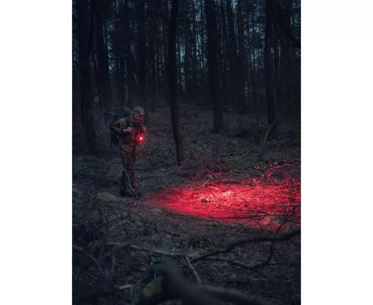 latarka-armytek-wizard-c2-wr-warm-wiazka-swiatla-rozproszona