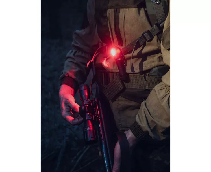 latarka-armytek-wizard-c2-wr-warm-zrodlo-swiatla-led