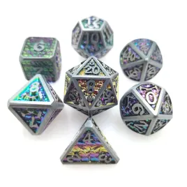 kostki-rpg-gniazdo-na-szczycie-swiata-zestaw-7-metalowych-kosci