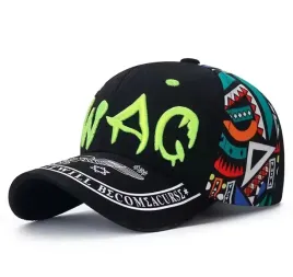 czapka-z-daszkiem-streetwear-z-nadrukiem-i-haftem