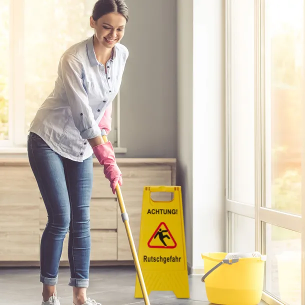 stojak-uwaga-slisko-j-niemiecki-marka-relaxdays