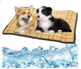 mata-chlodzaca-dla-zwierzat-kot-pies-m-50x65cm