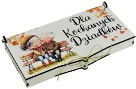 dzien-babci-i-dziadka-pudelko-na-czekolade-personalizacja-zawieszka-gratis