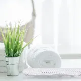 poduszka-zaglowek-do-wanny-z-przyssawkami-stan-nowy-typ-wanny-brak-informacji