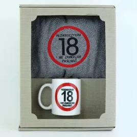 komplet-recznik-kubek-w-pudelku-przekroczylem-18