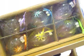 kpl-6-pisanek-szklanych-w-kolorowe-kwiatki