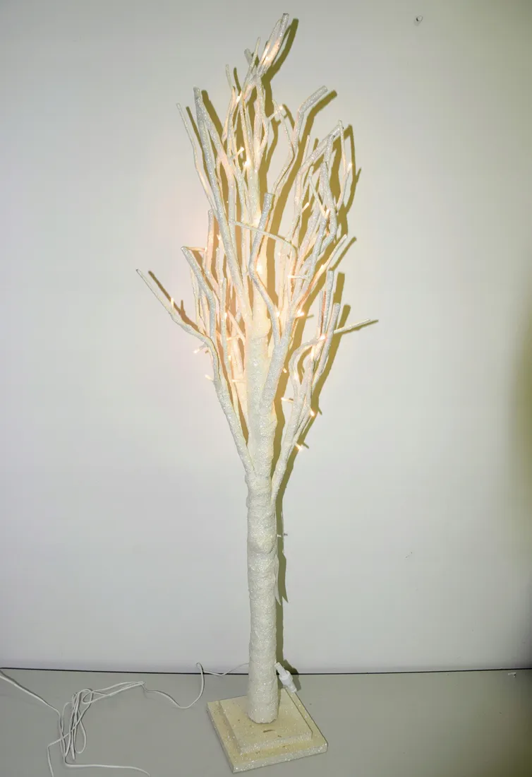 drzewko-led-biale-srednie-120cm