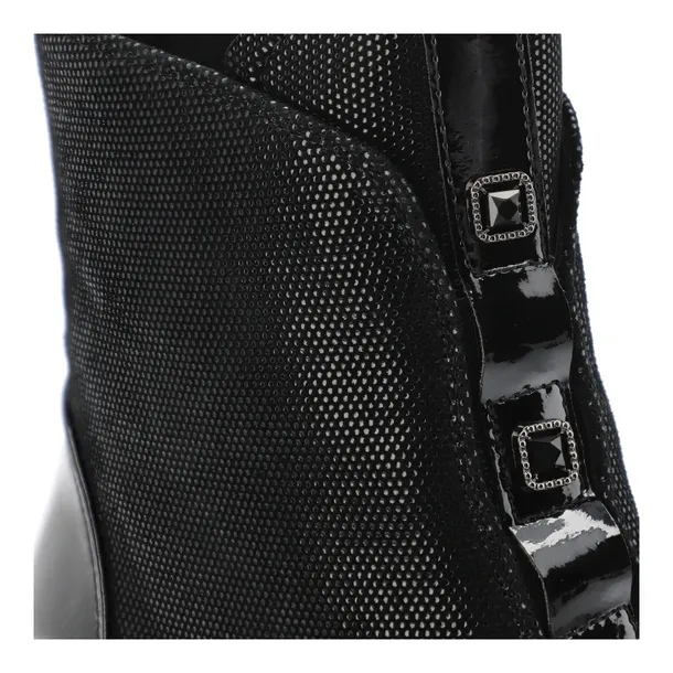 botki-s-barski-cr52-699-black-marka-inna