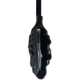 zawieszka-ceramiczna-listek-czarny-75-x-25-x-1-cm