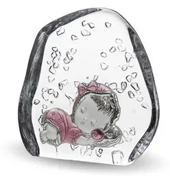 pamiatka-skalka-krysztalowa-z-dzieckiem-na-prezent-113x112cm