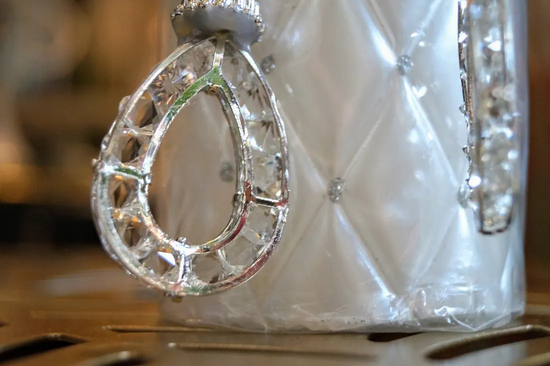 sznur-akrylowy-44cm-stan-nowy