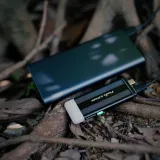 latarka-led-fenix-e-spark-zasilanie-akumulatorowe