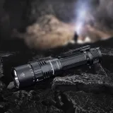 latarka-led-fenix-pd40r-v3-0-kolor-dominujacy-czarny