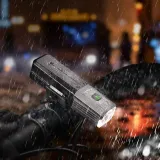 latarka-rowerowa-fenix-bc22r-zawartosc-zestawu-akumulator