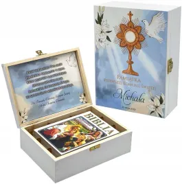 biblia-pismo-swiete-prezent-na-komunie-eleganckie-pudelko-z-personalizacja