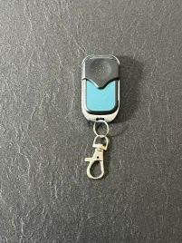 uniwersalny-pilot-do-bram-z-funkcja-samouczenia-sie-43392-mhz