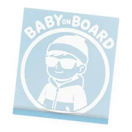 naklejka-baby-on-board-w-okregu-dziecko-w-czapce-i-okularach-auto