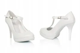 biale-buty-slubne-na-platformie-z-paskami-36