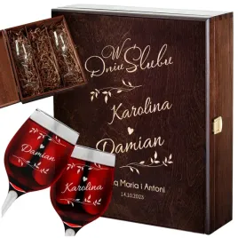 skrzynka-na-wino-z-grawerem-kieliszki-prezent-slub-dla-pary-mlodej-grawer