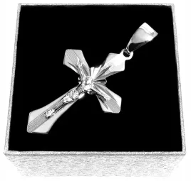 zawieszka-wisiorek-krzyzyk-srebrny-meski-srebro-925-diamentowane-k8