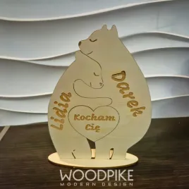 drewniana-figurka-zakochanych-z-grawerem-personalizowany-prezent