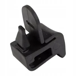 spinka-polki-bagaznika-strona-prawa-pasazera-fiat-500x