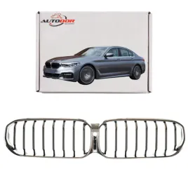 bmw-5-g30-17-lci-grill-atrapa-srebrna-z-otworem-na-kamere-przod-51129852284