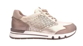 zlote-skorzane-sneakersy-damskie-z-perforacja-caprice-9-23752-tegosc-h-r39