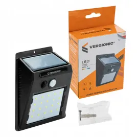 lampa-scienna-solarna-led-z-czujnikami