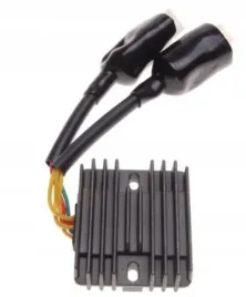 regulator-napiecia-cbr-1000rr-fireblade-sc57a-2004-2005