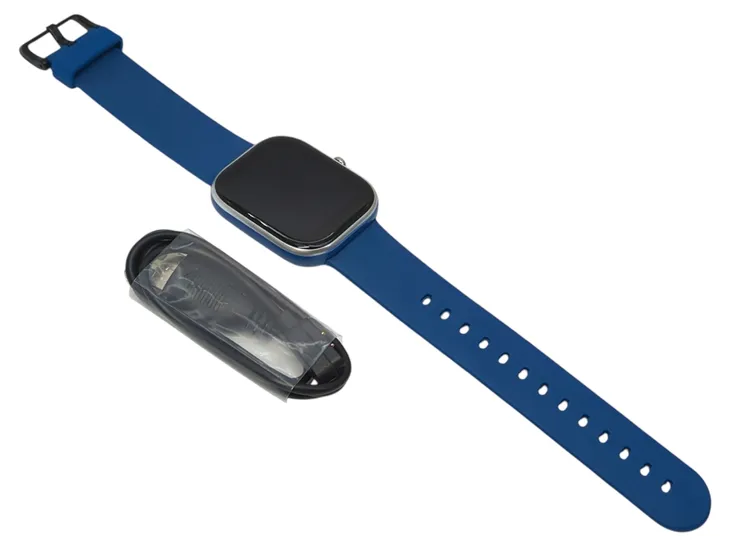 smartwatch-dzieciecy-niebieski-ksztalt-koperty-prostokatna