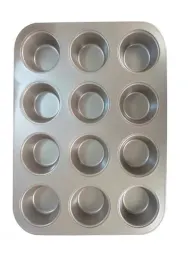forma-blacha-do-pieczenia-muffinek-babeczek-babeczki
