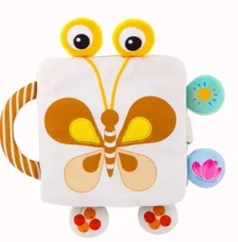 ksiazeczka-sensoryczna-motyl-dla-niemowlat-miekka-kontrastowa-szeleszczaca