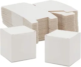 biale-pudelka-skladane-opakowania-prezentowe-podziekowania-dla-gosci-100x