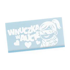 naklejka-na-samochod-wnuczka-w-aucie-dziecko-w-aucie-na-szybe