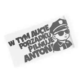 naklejka-na-samochod-dziecko-w-tym-aucie-pilnuje-antoni-policjant