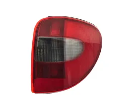 lampa-tyl-do-dodge-caravan-2005-2007-4857600af-prawa