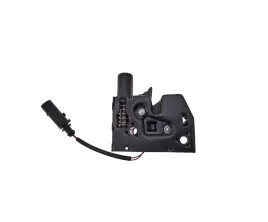 zamek-maski-do-audi-q3-8u-2011-2015-8u0823509