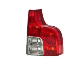 volvo-xc90-02-15-lampa-tyl-tylna-prawa