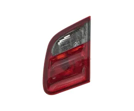 lampa-tyl-do-mercedes-benz-e-class-w210-1999-2002-2108209064-prawa