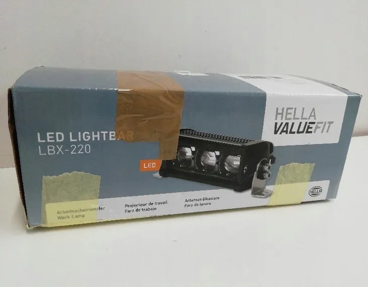 reflektor-roboczy-hella-1ge-360-000-002-informacje-dodatkowe-zarowki-w-zestawie