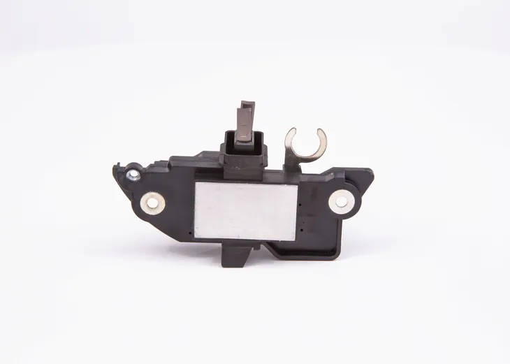 regulator-napiecia-db-w203-211-bosch-1-986-ae0-131-producent-czesci-bosch