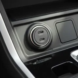 szybka-ladowarka-samochodowa-usb-30w-podwojna-adapter-samochodowy